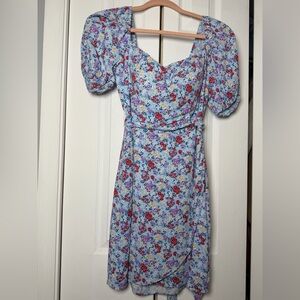 B. Smart Multicolor Floral Long Sleeve Dress